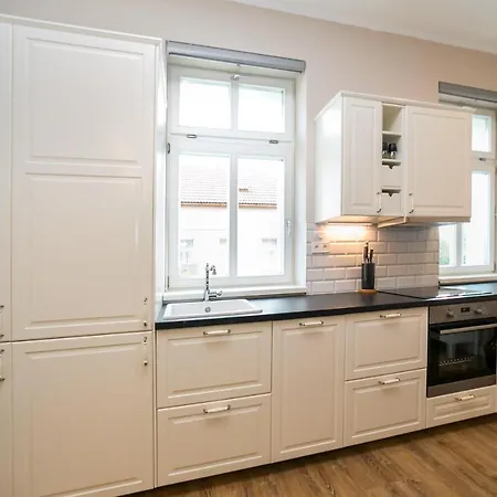 דירה New 2 - Self Check In, Free Parking ברטיסלאבה